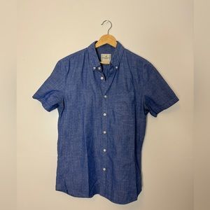 American eagle button up